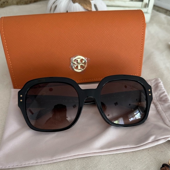 Tory Burch Accessories - New Tory burch sunglasses TY7143U- square